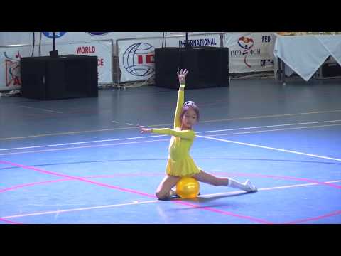 АКРОБАТИЧЕСКИЙ ТАНЕЦ Кылычбекова Мээрим Девочка с мячом БИШКЕК КЫРГЫЗСТАН ТАНЦЫ ВИРТУОЗЫ Карабалта