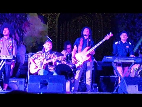 Ivan Nestorman | Nestornation [live at 2015 Ubud Writers & Readers Festival]