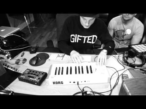 Borixon S.o.S.feat.Pezet prod.PLNBeatz feat.AUER newbadline stoprorap backstage