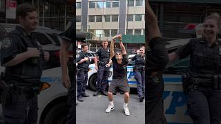 Download lagu Only in New York!👮🏻‍♂️ #vtyellow #nypd #nyc mp3