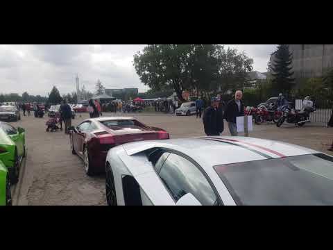 Auto Italia at Brooklands museum oct 2021 - Lamborghinis