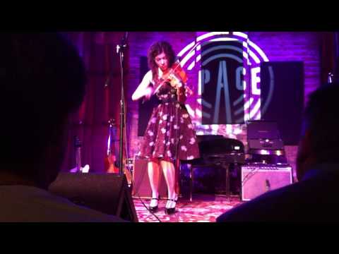 Carrie Rodriguez - Fiddle Medley