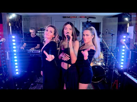 '𝐏𝐫𝐨𝐮𝐝 𝐌𝐚𝐫𝐲' (𝐓𝐢𝐧𝐚 𝐓𝐮𝐫𝐧𝐞𝐫) | Live Band Performance | Sing It Live