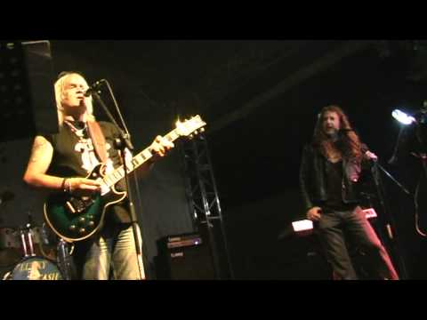 Bora Corba ft Djusi Kovac - Ravnodusan prema placu