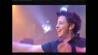 Download lagu Simple Plan - 'Shut Up' (Live @ Rove TV Show 2005) mp3 Download lagu Simple Plan - 'Shut Up' (Live @ Rove TV Show 2005) mp3