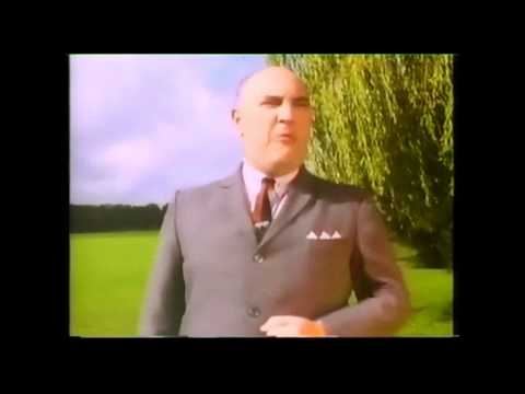 Alexei Sayle - On the Beatles'  'She's Leaving Home'