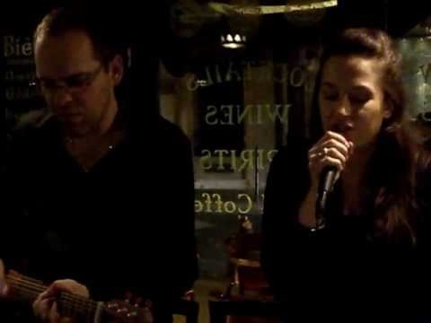 P.Y.T Michael Jackson (acoustic cover) by Lesly Berry & Thomas Crichton