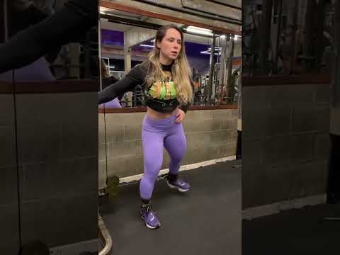 Treino de glúteo 🍑🍑 Bora deixar o glúteo bonito para o verão? #gluteo #maga #academia #musculacao