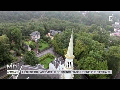 VUE D'EN HAUT : L'église du Sacré-Coeur de Bagnoles-de-l'Orne