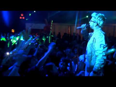 Two Fingerz LIVE @ Le Fonti 16/06/2012 - Sha La La La