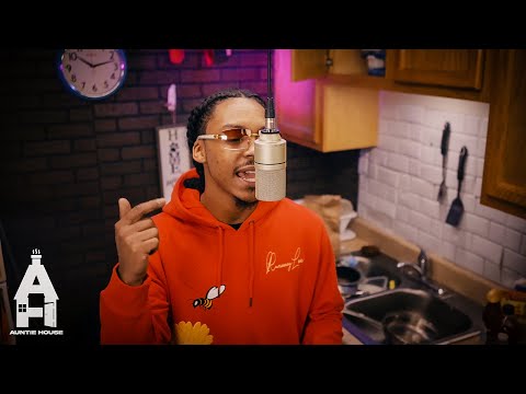 Stackboi Moski - Track Flow (Performance Video) | Dir. by @AuntieHouse_ ​