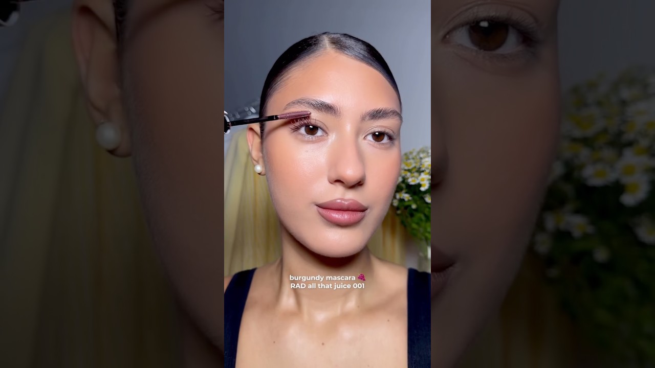 Burgundy mascara 🤍