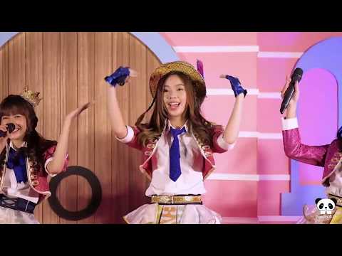 [Fancam]181225 คุกกี้เสี่ยงทาย Pun BNK48 @ Imperial World Samrong by Landmark Organize