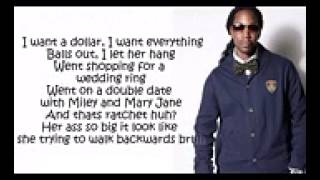 2 Chainz - Mainstream Ratchet Lyrics On Screen BOATS II Me Time