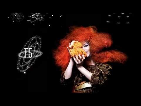 Björk - Live Vocal Range In a Minute UPDATED! (E3-F♯6)