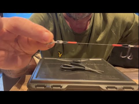 Pike fishing -Tying a titanium trace for dead baiting