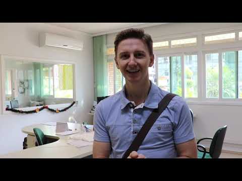 Estudantes apresentam a Faculdade de Medicina UPF