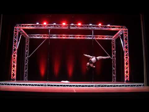 Kent Pole Championships 2018 - Carys Pugh - Professional