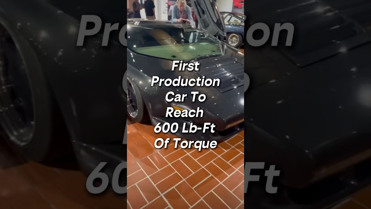 The First Production Car To Reach 600 Pound Feet Of Torque!  The Vector W8!