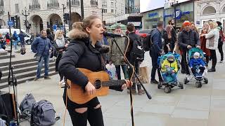 💜 LONDON BUSKING &quot;Remedy&quot; - Adele | Allie Sherlock Cover - love playing in Piccadilly Circus London