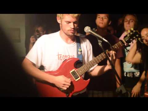 Mom Jeans. - "Death Cup" - Live at The Barn