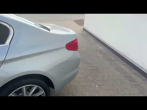 BMW 5-Series 520d SE Saloon - Image 2