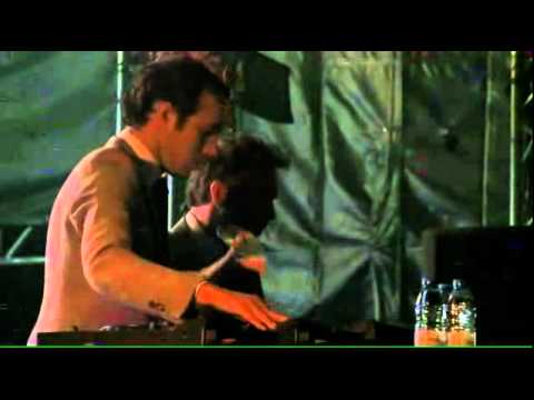 2ManyDJs [2010-08-04] Festival Sudoeste TMN (Portugal)