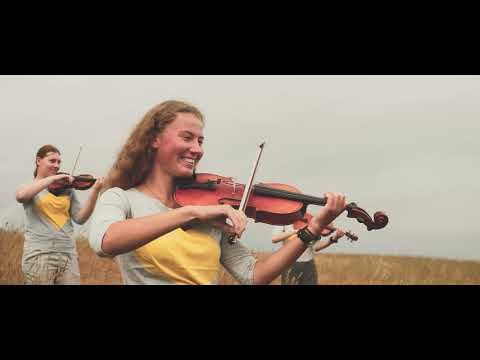 VHK keelpilliorkester - Maailm heliseb