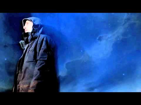 absztrakkt & invincible temple   temple courtyard