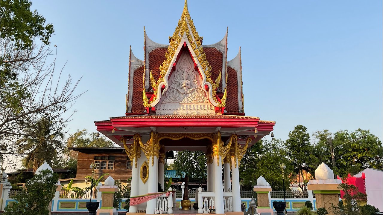 ศาลหลักเมืองพระวอ พระตา