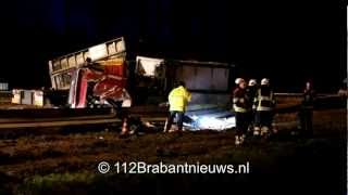 preview picture of video 'Vrachtwagenchauffeur verongelukt op A2 bij Best'