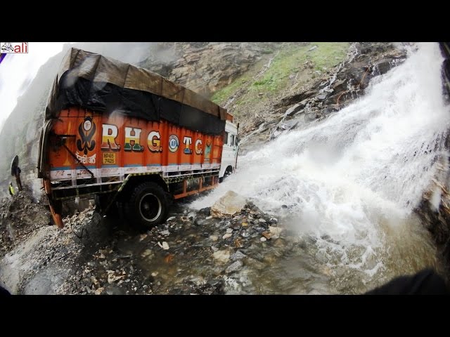 Rohtang Pass - Rani Nallah. Pir Panjal, Himalayas - India