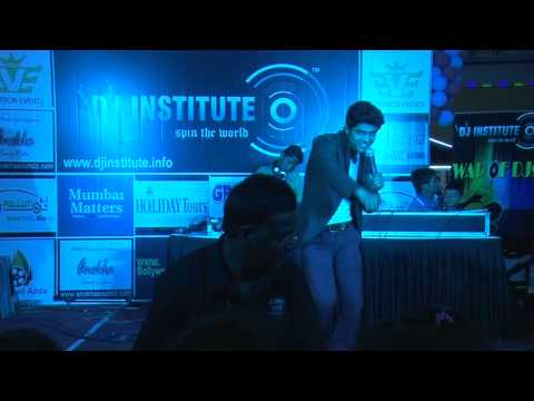 Mohammad Zafar Khan Dance With Singing