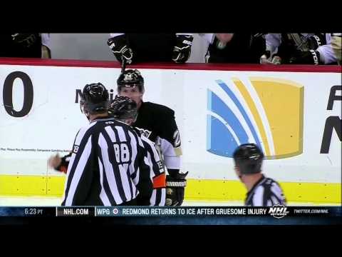 Matt Cooke chirping at Rick Nash on Rangers' bench April 5 2013 NY Rangers vs Pittsburgh Penguins