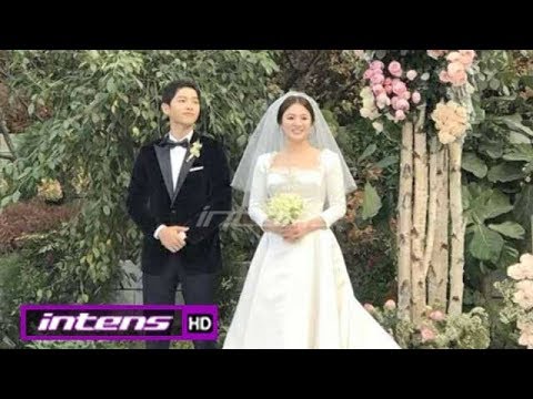 Meriahnya pernikahan 39 song song 39 couple intens 01 november 2017