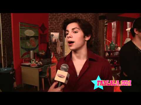 What Jake T. Austin Wants to Keep from the Wizards Set