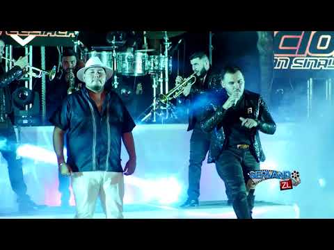 Banda Renovacion Ft. Jesus Chairez - RR En Su Cuello (En Vivo 2017)