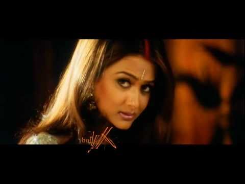 Poster humko mohabbat dhoondh rahi