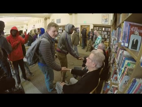 High school students get to meet WWII veterans