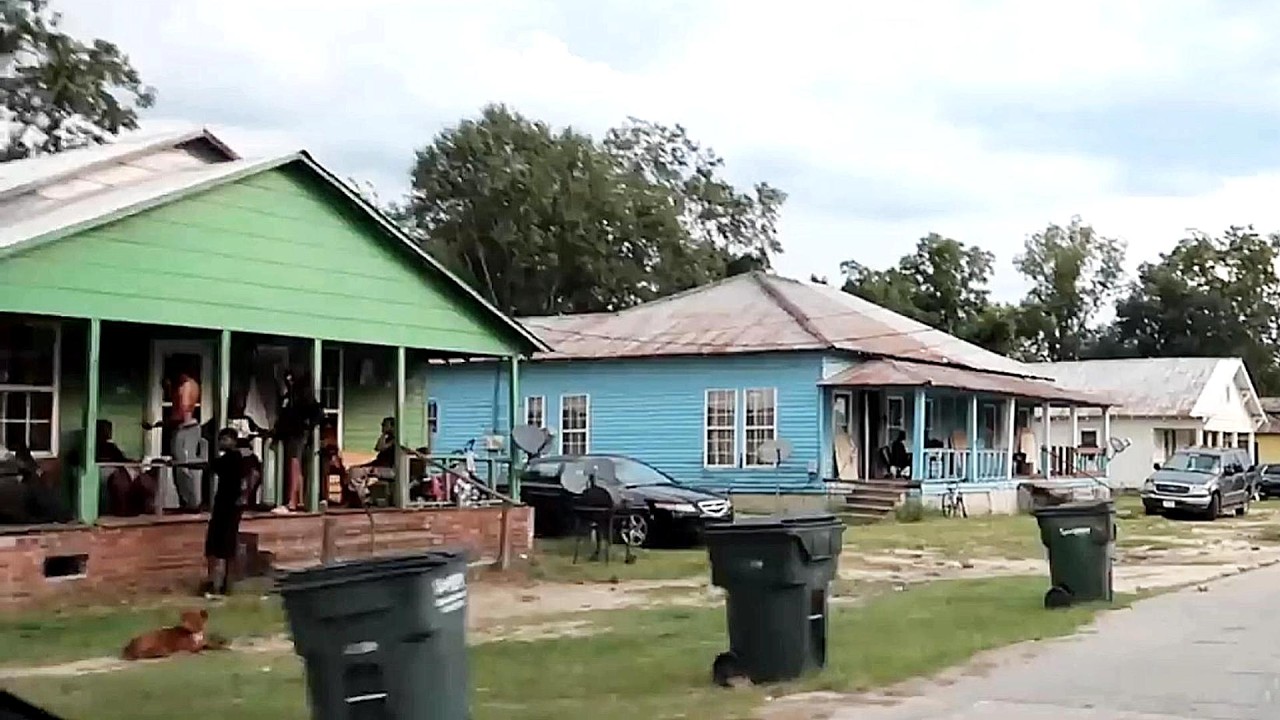 EXPLORING THE SOUTH GEORGIA TOWN OF SWAINSBORO