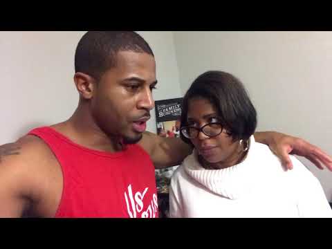 The Ellises: Vlog 031 - Kay Water Broke! It’s Home Birth Time.