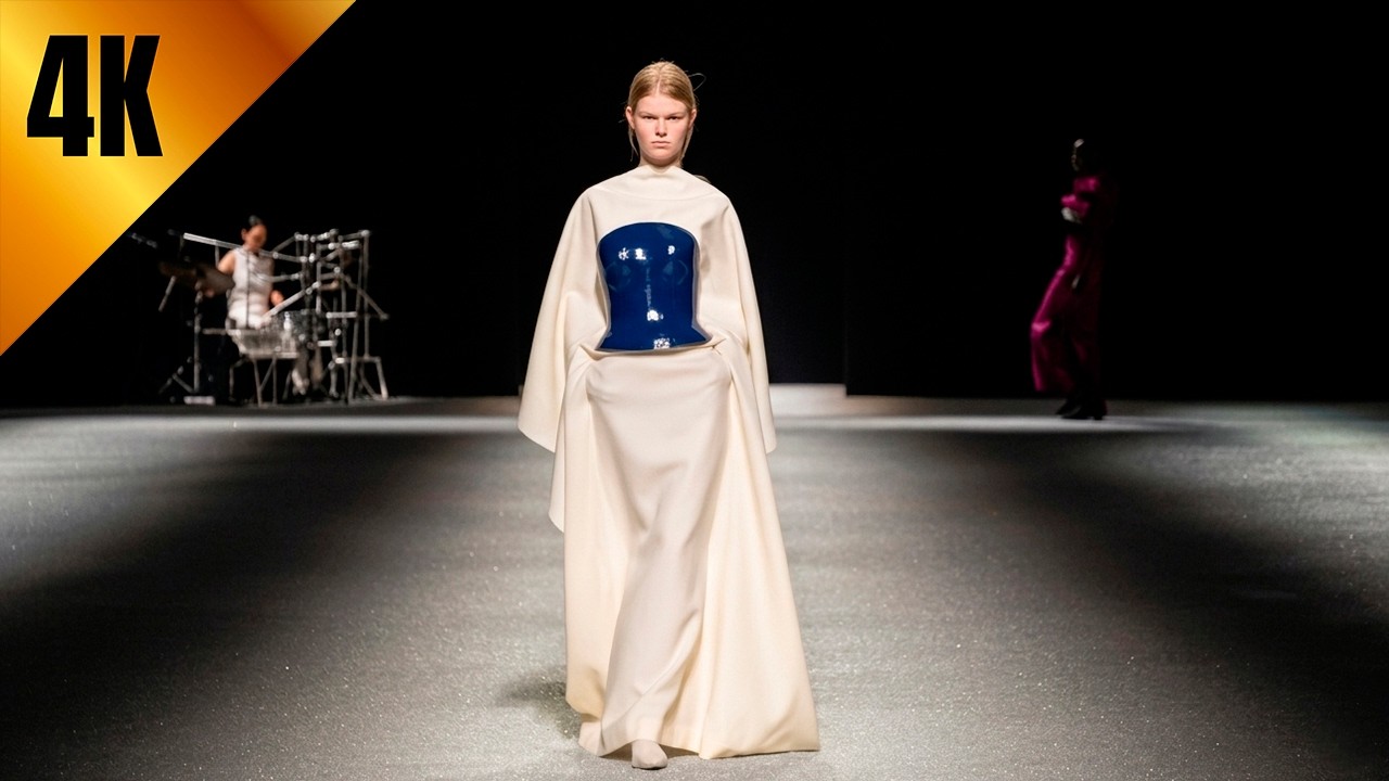 Issey Miyake | Fall Winter 2026/2027 | Paris Fashion Week