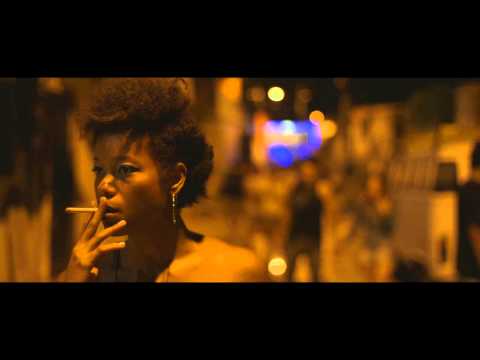 Cronistas da Rua - { Ela é } (Vídeoclipe Oficial)