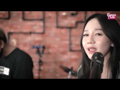 Bunga Ehan Feat Mellowmask - Menjaga Jodoh Orang Medley Tentang Aku Dan Dia (Offiicial Music Video)