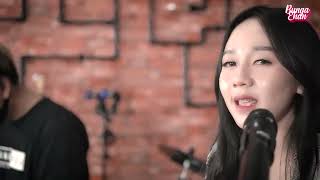 Download lagu Bunga Ehan Feat Mellowmask - Menjaga Jodoh Orang Medley Tentang Aku Dan Dia (Offiicial ) mp3