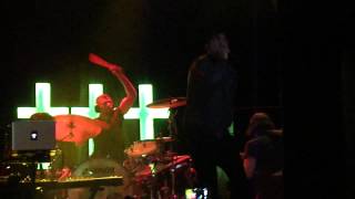 Crosses (†††) - This Is a Trick