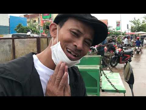 Cambodian Routine Fresh Food @ Siem Reap Market   Fish, Prawn, Jackfruit, Apple,Pork, Chicken & More
