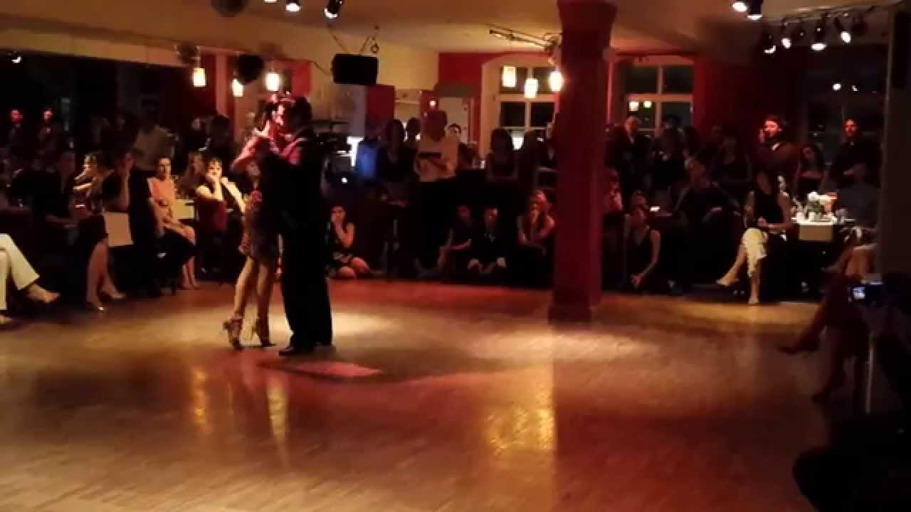 Adrian and Amanda Costa - Dancing 1/4 tango, argentine tango (2014-05-10 Kehl, Germany)