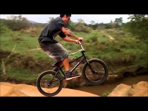 bmx 1° edit ruero uzanimal
