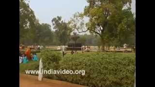 India Gate- the memorial to soldiers 